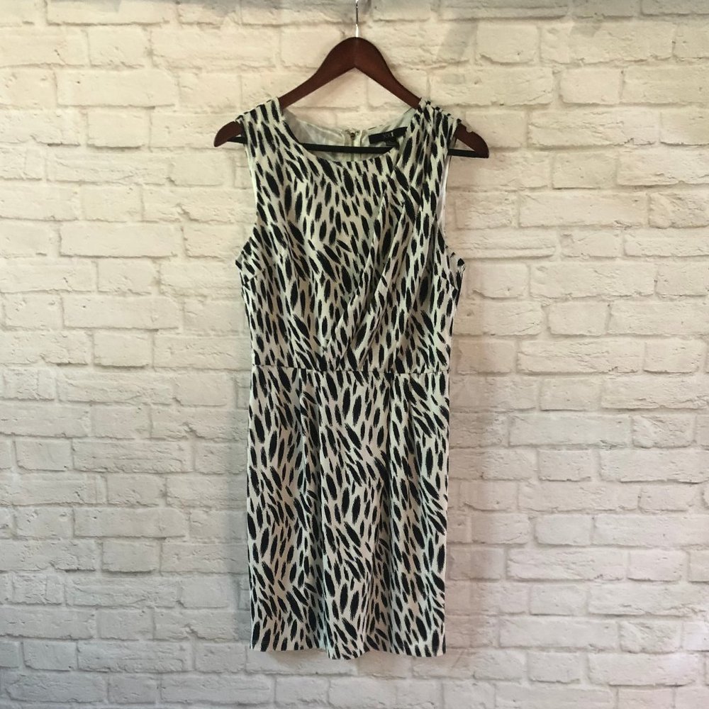 Forever 21 Abstract Print Dress Size M